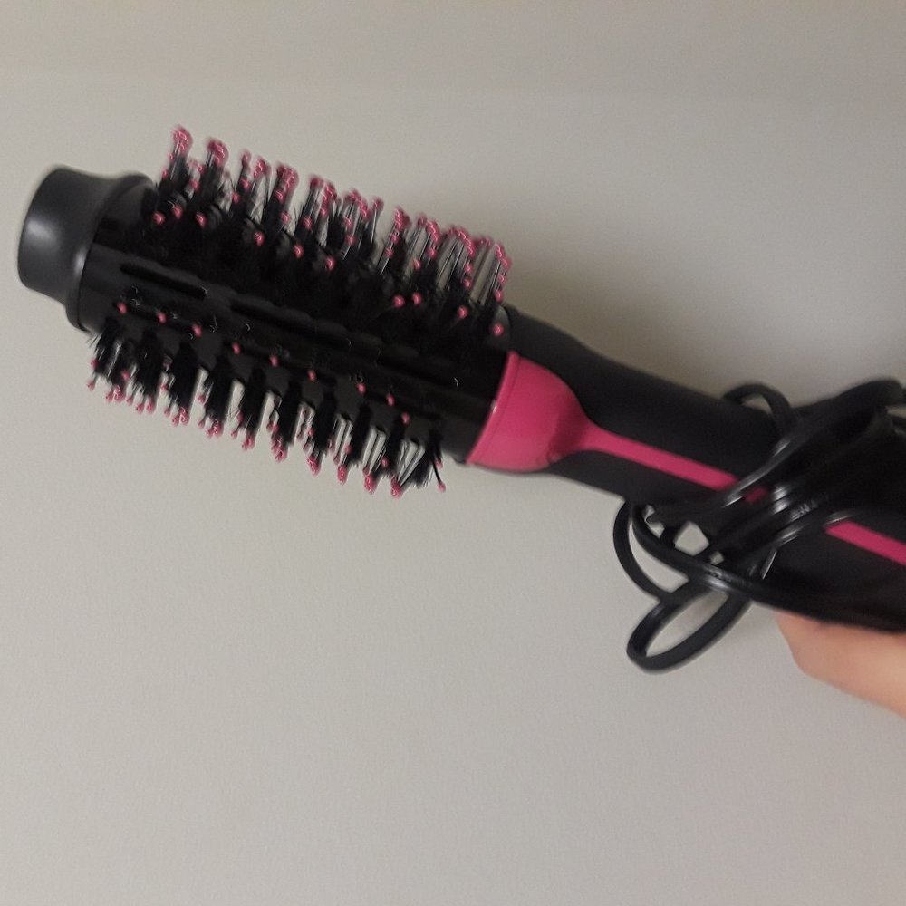 Original REVLON One Step Volumizer Hot Air Brush